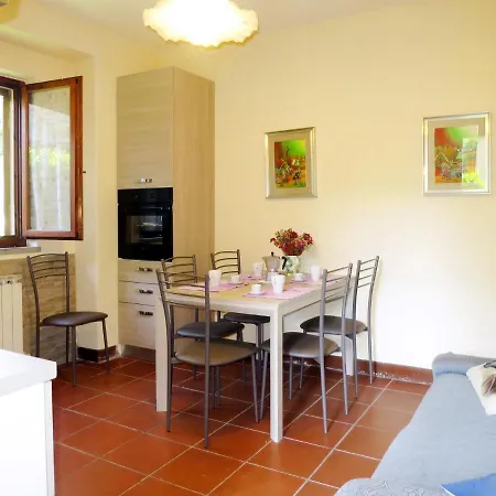 Сasa de vacaciones Holiday Il Monte-5 By Interhome *